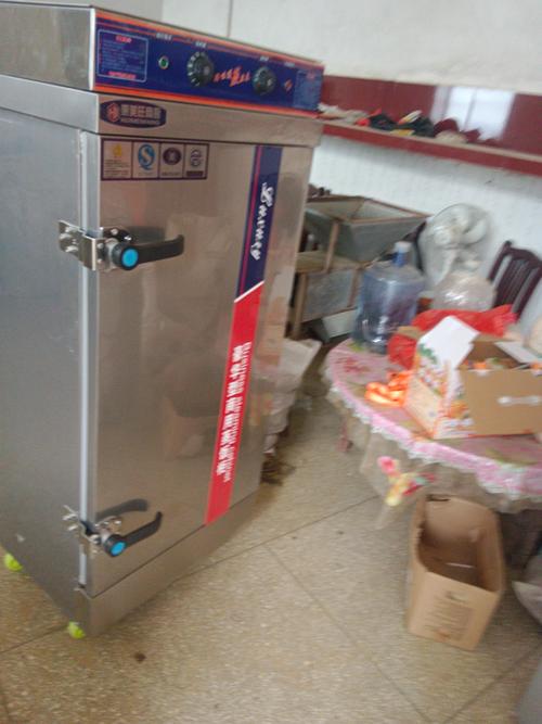 商用蒸飯柜選購全指南 燃氣與電熱、大小型與全自動，食堂后廚都適用